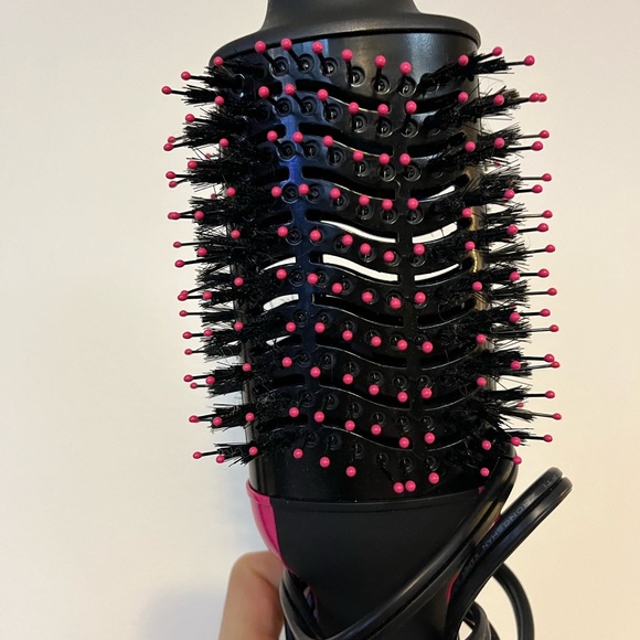 Revlon Hair Dryer Brush - Picture 2 of 7